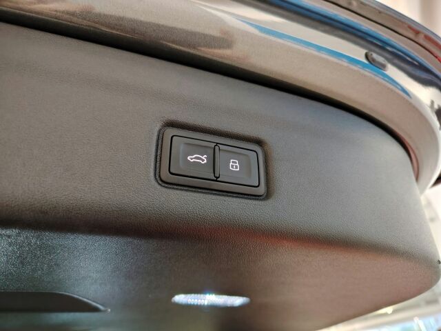 Audi Q6 e-tron 2027 e-tron quattro S line