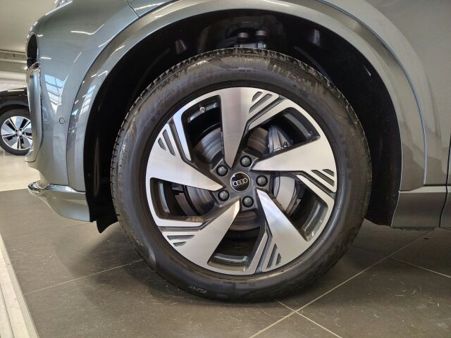 Audi Q6 e-tron 2027 e-tron quattro S line