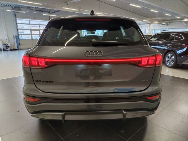 Audi Q6 e-tron 2027 e-tron quattro S line
