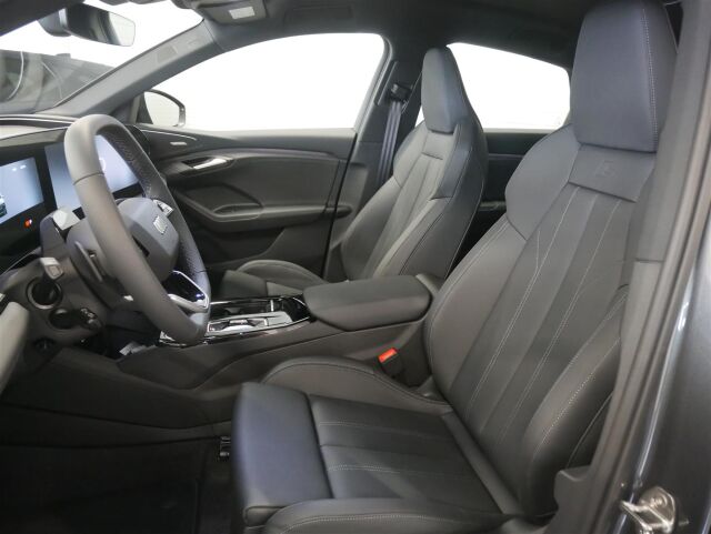 Audi Q6 e-tron 2026 Sportback e-tron quattro S line Plus