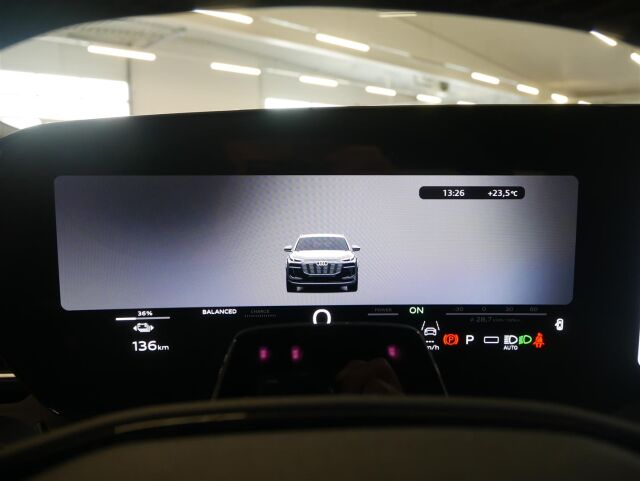 Audi Q6 e-tron 2026 Sportback e-tron quattro S line Plus