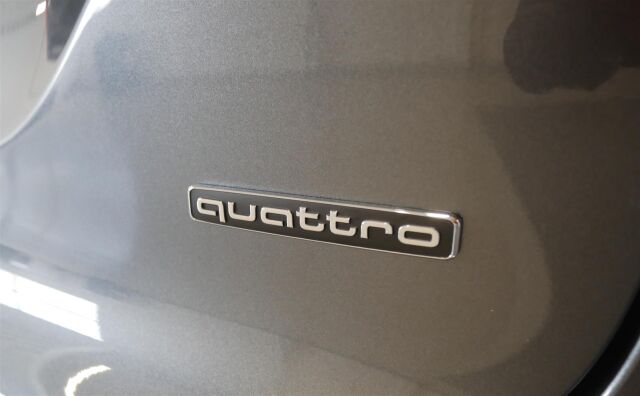 Audi Q6 e-tron 2026 Sportback e-tron quattro S line Plus