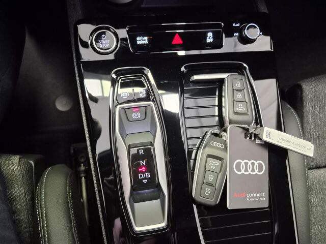 Audi Q6 e-tron 2027 Sportback e-tron quattro S line | LED-valot | Ilmajouset | Vetokoukku | takuu 5v/100tkm |