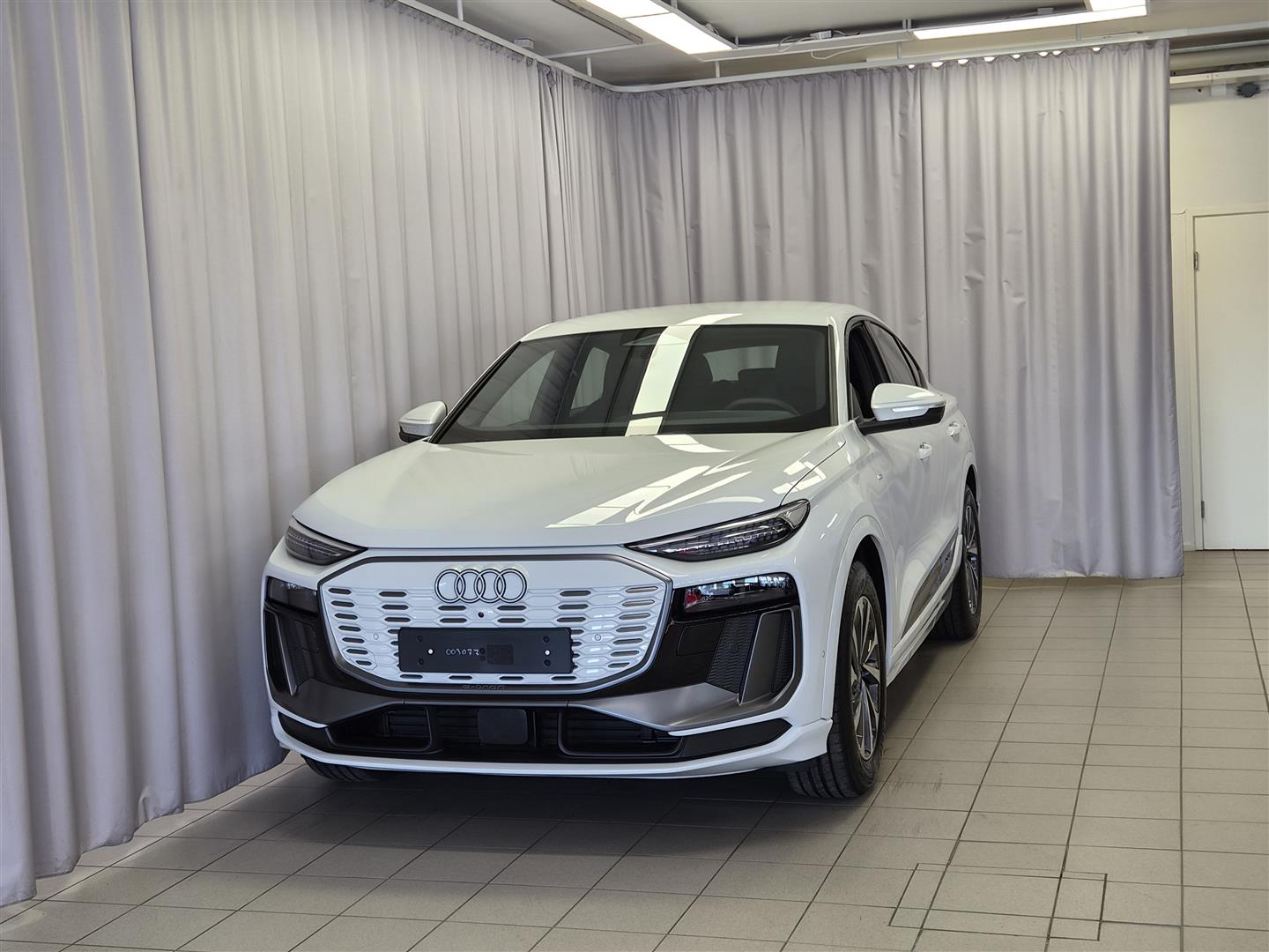 Audi Q6 e-tron 2027, photo 2/24