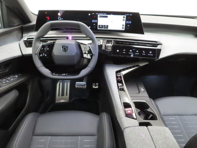 Peugeot E-3008 2026 GT AWD 73 kWh 325 Automaatti *Huippu varusteinen GT heti toimitukseen *Vetokoukku *Korko alk. 1,49%