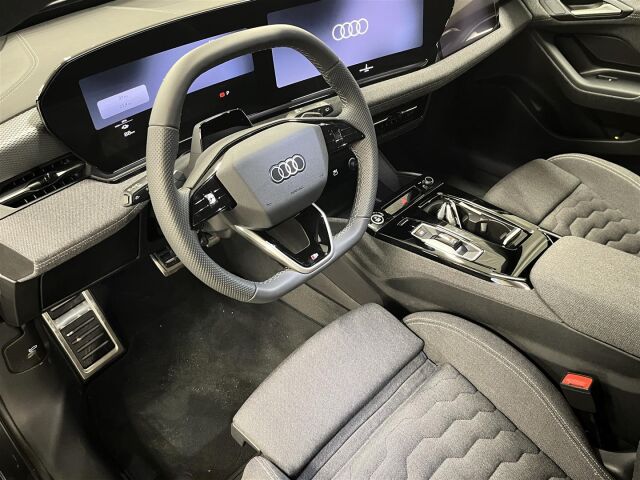 Audi A6 e-tron 2026 Avant quattro S line