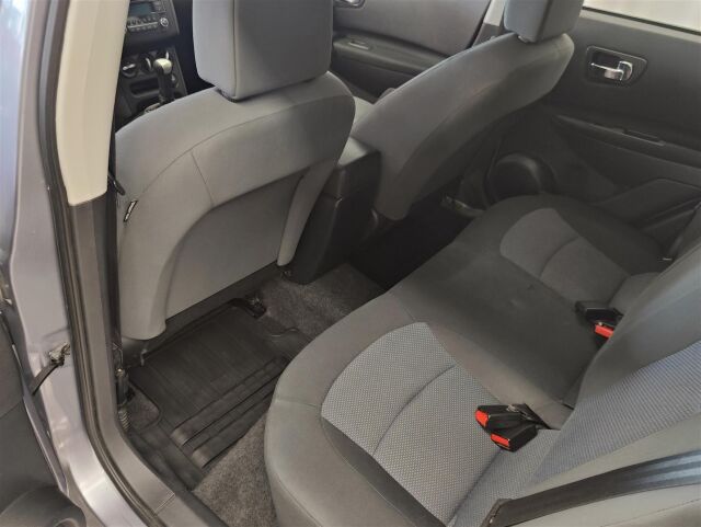 NISSAN Qashqai 2013 1,6L Stop / Start System Visia 2WD 5M/T Select