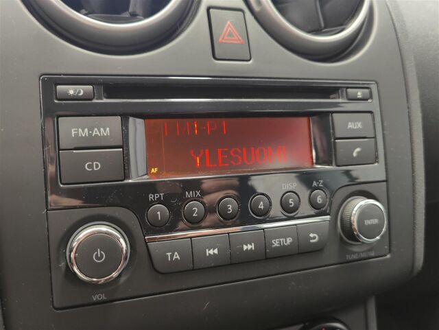 NISSAN Qashqai 2013 1,6L Stop / Start System Visia 2WD 5M/T Select