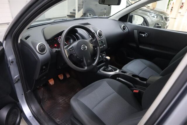 NISSAN Qashqai 2012 1,6L Stop / Start System Select Edition 2WD
