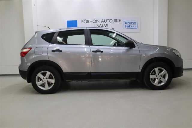 NISSAN Qashqai 2012 1,6L Stop / Start System Select Edition 2WD