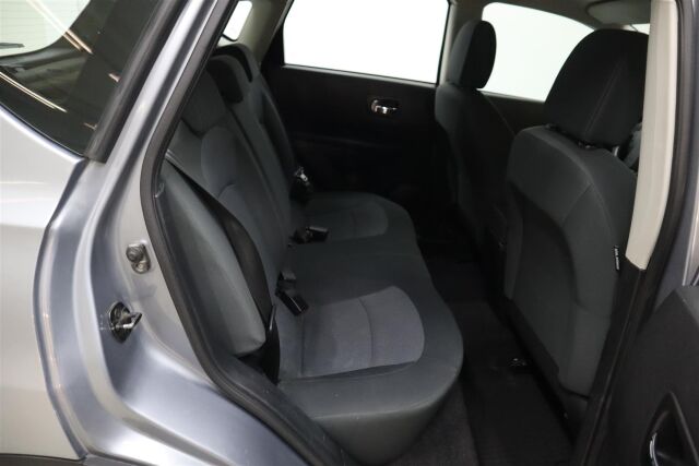 NISSAN Qashqai 2012 1,6L Stop / Start System Select Edition 2WD