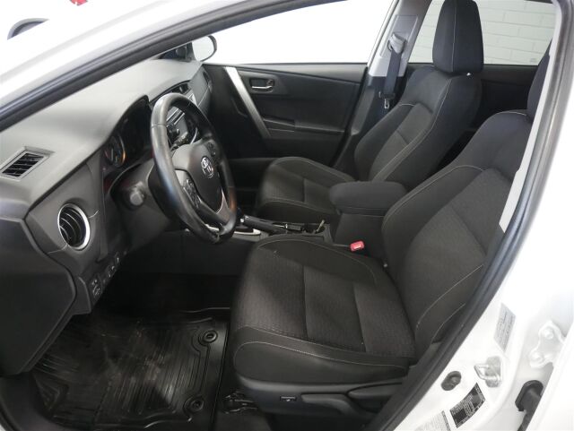 TOYOTA Auris 2014 Touring Sports 1,6 Valvematic Active Edition