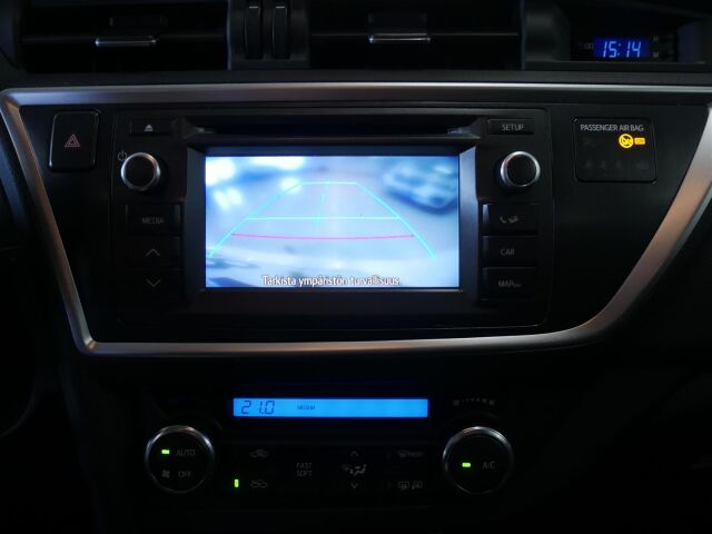 TOYOTA Auris 2014 Touring Sports 1,6 Valvematic Active Edition