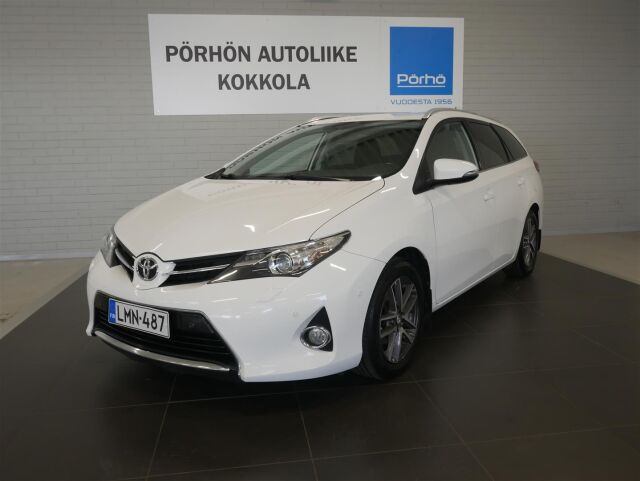 TOYOTA Auris 2014 Touring Sports 1,6 Valvematic Active Edition