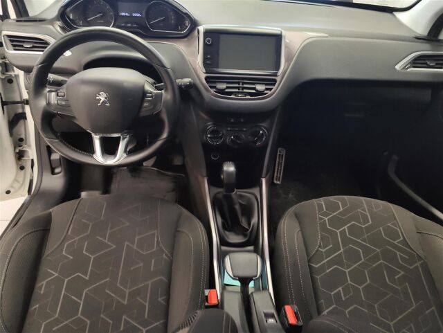 PEUGEOT 2008 2015 Vision VTi 82