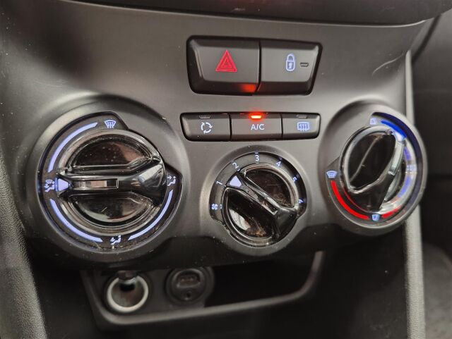 PEUGEOT 2008 2015 Vision VTi 82