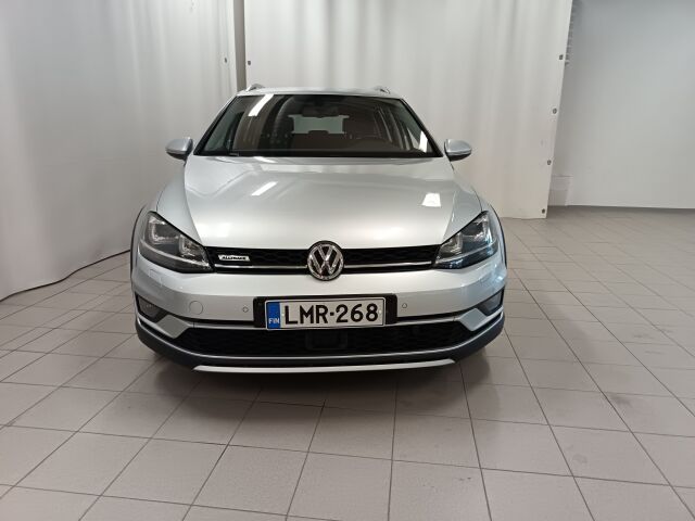 VOLKSWAGEN Golf 2015 Variant Alltrack 2,0 TDI 135 kW (184 hv) BlueMotion Technology 4MOTION DSG-aut