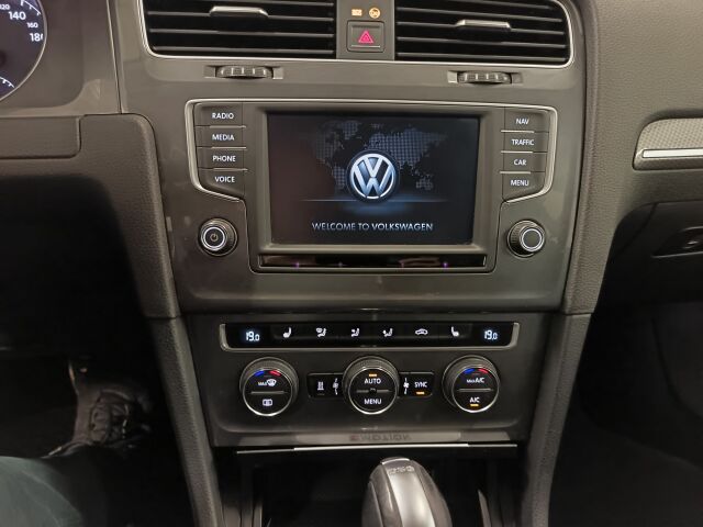 VOLKSWAGEN Golf 2015 Variant Alltrack 2,0 TDI 135 kW (184 hv) BlueMotion Technology 4MOTION DSG-aut