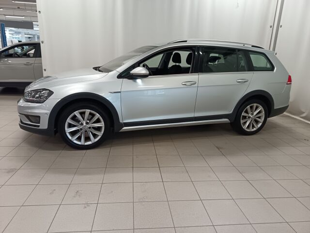 VOLKSWAGEN Golf 2015 Variant Alltrack 2,0 TDI 135 kW (184 hv) BlueMotion Technology 4MOTION DSG-aut