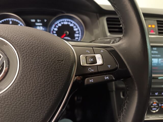 VOLKSWAGEN Golf 2015 Variant Alltrack 2,0 TDI 135 kW (184 hv) BlueMotion Technology 4MOTION DSG-aut