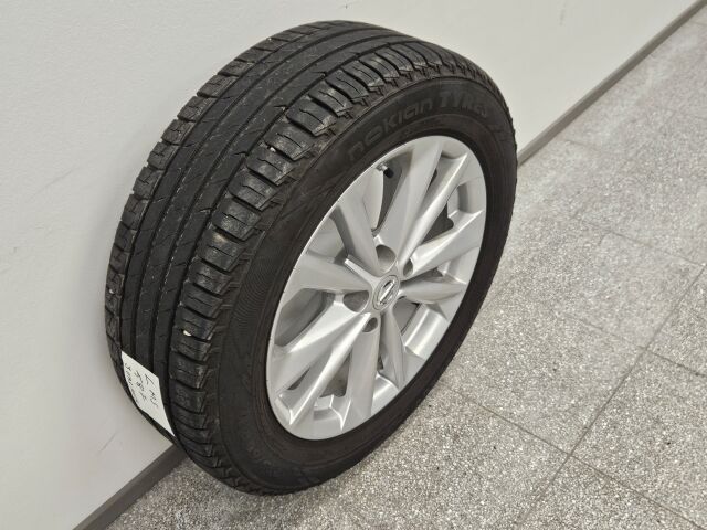 NISSAN Qashqai 2015 DIG-T 115 Acenta 2WD 6M/T E6 Safety Pack Connect