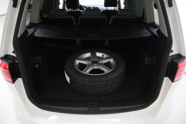VOLKSWAGEN Touran 2016 Comfortline 1,4 TSI 110 kW (150 hv) DSG-automaatti
