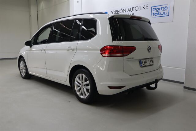 VOLKSWAGEN Touran 2016 Comfortline 1,4 TSI 110 kW (150 hv) DSG-automaatti
