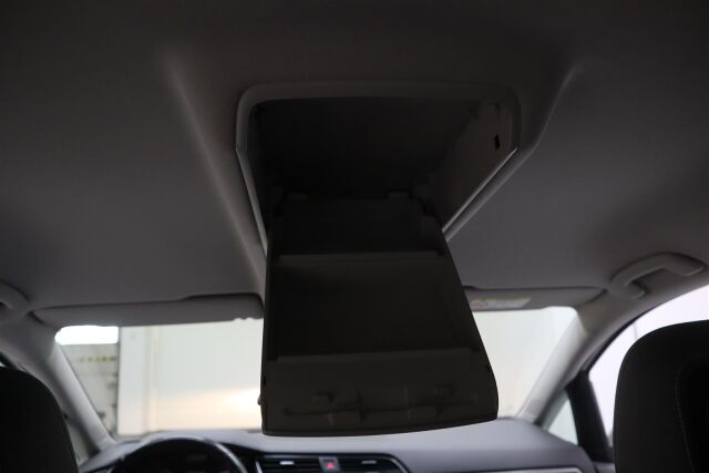 VOLKSWAGEN Touran 2016 Comfortline 1,4 TSI 110 kW (150 hv) DSG-automaatti