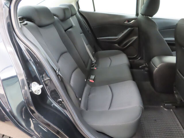 Mazda Mazda3 2017 Sedan 2,0 (120) SKYACTIV-G Premium 6MT 4ov