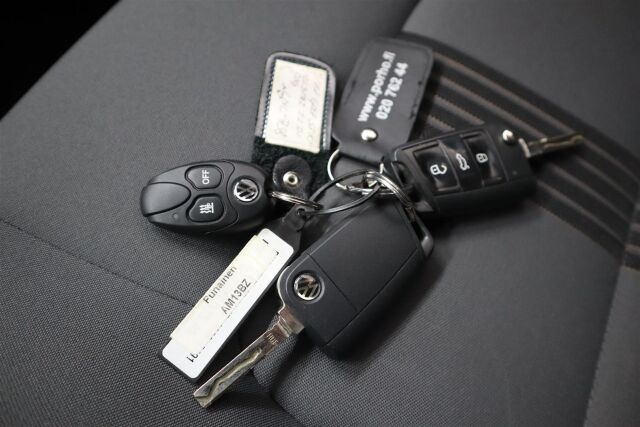 VOLKSWAGEN Golf Sportsvan 2016 Allstar 1,2 TSI 81 kW (110 hv) DSG-automaatti