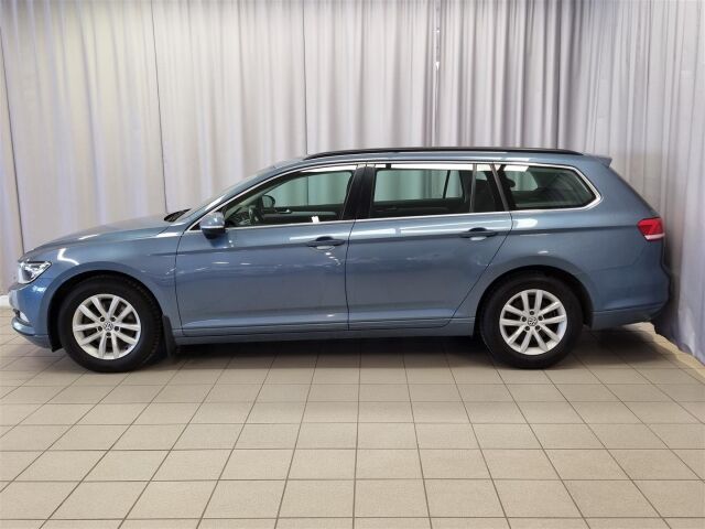 VOLKSWAGEN Passat 2016 Variant Comfortline 1,6 TDI 88 kW (120 hv) DSG * Vetokoukku, Moottorinlämmitin, Pysäköintitutka *