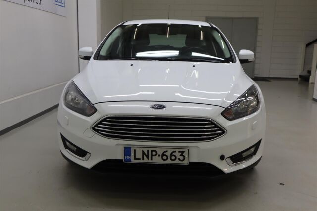 FORD Focus 2016 1,5 EcoBoost 150 hv Start/Stop M6 Titanium 5-ovinen