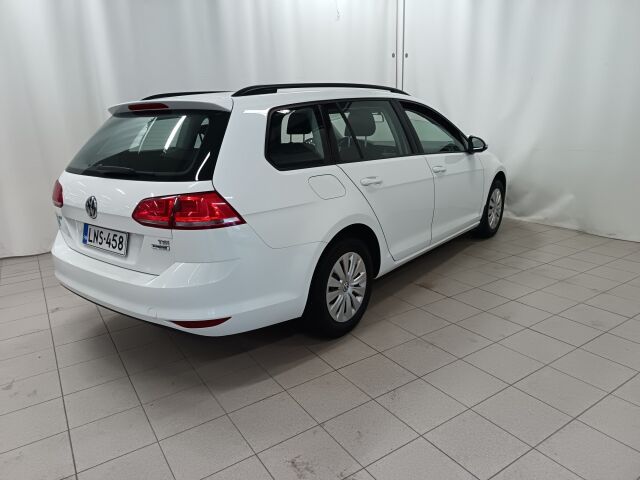 VOLKSWAGEN Golf 2017 Variant Luxline 1,2 TSI 63 kW (85 hv)*HYVÄKUNTOINEN PERUSBENSAFARKKU*