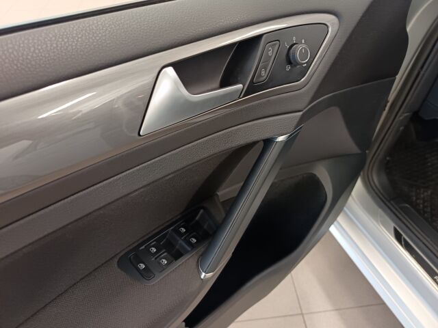 VOLKSWAGEN Golf 2017 Allstar 1,4 TSI 110 kW (150 hv) ACT DSG-automaatti