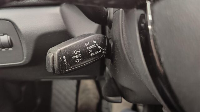 AUDI Q3 2017 Pro Business Sport 2,0 TDI clean diesel 110 kW S tronic