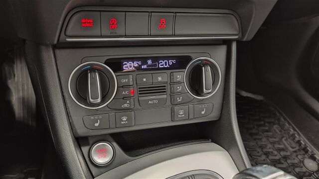 AUDI Q3 2017 Pro Business Sport 2,0 TDI clean diesel 110 kW S tronic