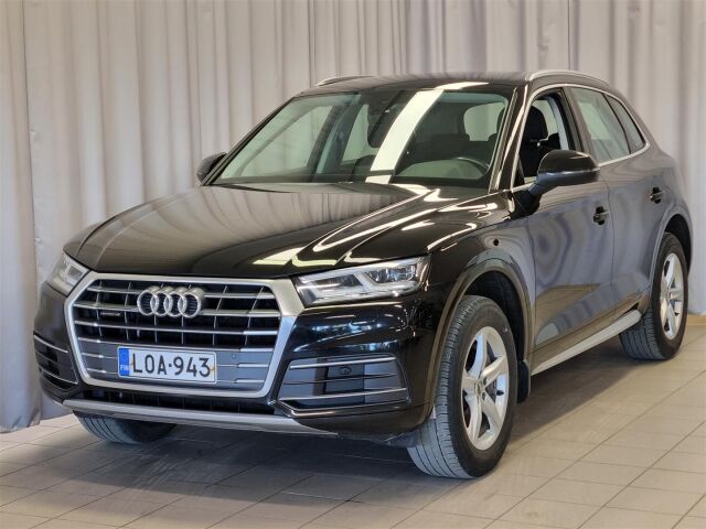 AUDI Q5 2017 Business Sport 2,0 TDI 140 kW quattro S tronic / Matrix / P-Kamera / Navi / Koukku /