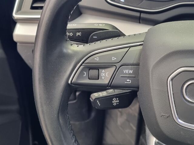 AUDI Q5 2017 Business Sport 2,0 TDI 140 kW quattro S tronic / Matrix / P-Kamera / Navi / Koukku /