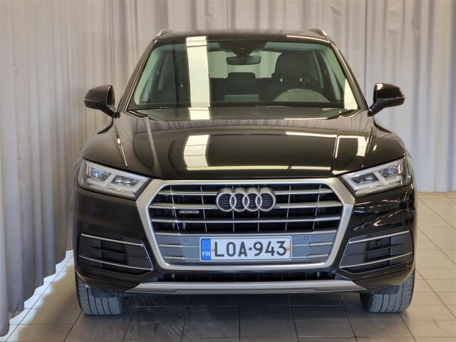 AUDI Q5 2017 Business Sport 2,0 TDI 140 kW quattro S tronic / Matrix / P-Kamera / Navi / Koukku /