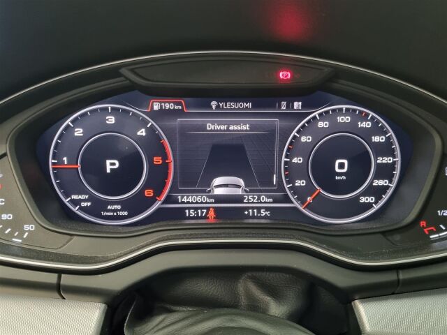 AUDI Q5 2017 Business Sport 2,0 TDI 140 kW quattro S tronic / Matrix / P-Kamera / Navi / Koukku /