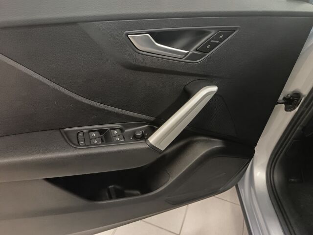 AUDI Q2 2017 Business 1,4 TFSI COD 110 kW S tronic**OIKHEINKI SIISTI JA HYVIN PIDETTY**