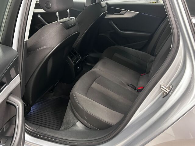 AUDI A4 2018 Avant Business Sport Comfort S line Edition 2,0 TDI 140 kW quattro S tronic