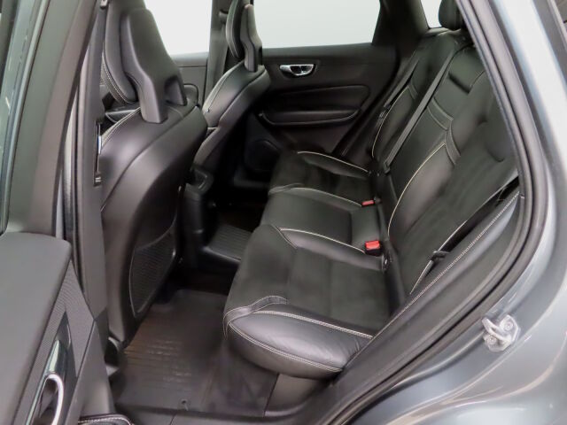 VOLVO XC60 2018 T8 AWD R-Design automaatti Plug-in Hybrid