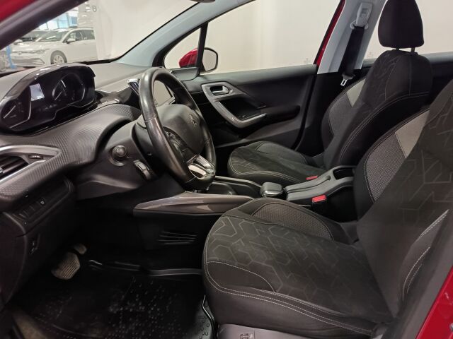 PEUGEOT 2008 2018 Motion PureTech 110 Aut. ** VÄHÄN MAKIAMPI PIKKULEIJONA JA VIELÄ AUTOMAATTIKI AIAI SENTÄÄN!!