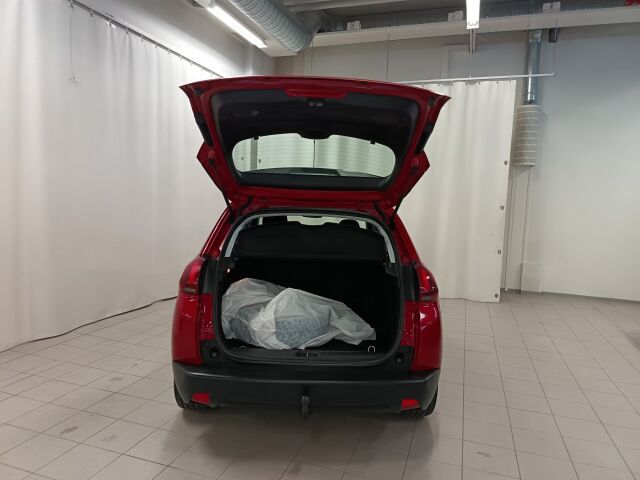 PEUGEOT 2008 2018 Motion PureTech 110 Aut. ** VÄHÄN MAKIAMPI PIKKULEIJONA JA VIELÄ AUTOMAATTIKI AIAI SENTÄÄN!!