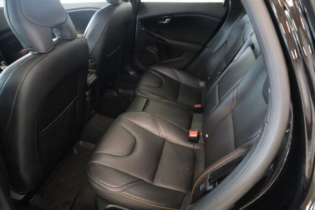 VOLVO V40 Cross Country 2018 T3 Business Dynamic Edition aut
