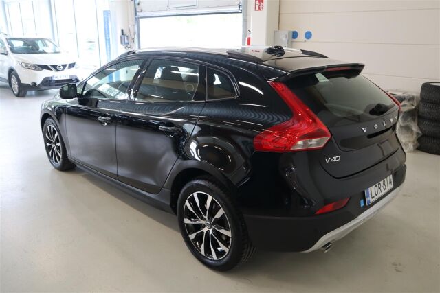 VOLVO V40 Cross Country 2018 T3 Business Dynamic Edition aut