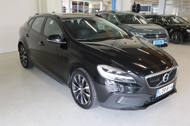 VOLVO V40 Cross Country 2018 T3 Business Dynamic Edition aut