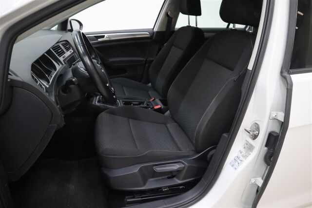 VOLKSWAGEN Golf 2018 Variant Trendline 1,0 TSI 85 kW (115 hv)