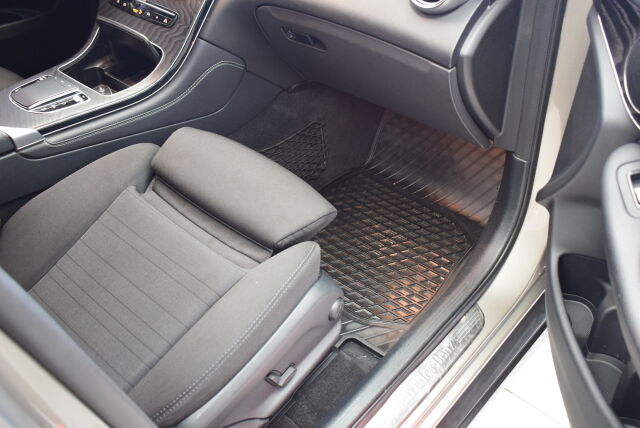 MERCEDES-BENZ GLC 2020 300 de 4MATIC A Business EQ Power * Plug-In-Hybridi, 4-veto* Suomi-Auto*